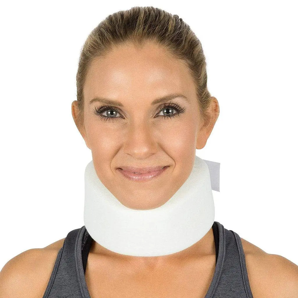 Cervical Collar - Neck Brace Thin 3' Supplying Seniors